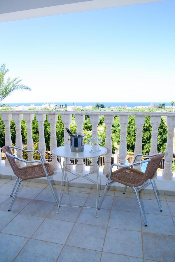 Villa Lambriana بييا المظهر الخارجي الصورة