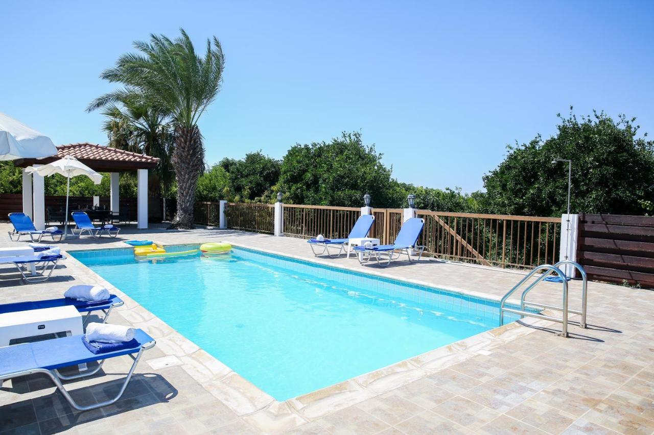 Villa Lambriana بييا المظهر الخارجي الصورة